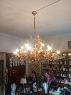 Elegante vergulde kroonluchter met kristallen, volledig werk, Huis en Inrichting, Ophalen, Metaal