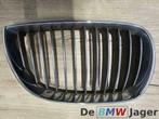 Grill rechts zwart chroom BMW 1-serie E87 E81 51137077130, Auto-onderdelen, Gebruikt, Ophalen of Verzenden, BMW, BMW