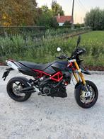Aprilia Dorsoduro 900, ABS, A2, Motoren, 2 cilinders, 900 cc, Minimaal motorrijbewijs A2, 12 t/m 35 kW