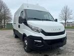 Iveco Daily 35C17 L3H2 - Automaat - 170 PK - Trekhaak 3,5t, Autos, Camionnettes & Utilitaires, 0 kg, 0 min, Tissu, 0 kg