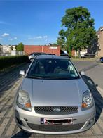 Automatisch  met 31000km, Auto's, 5 deurs, Particulier, Fiësta, Blauw