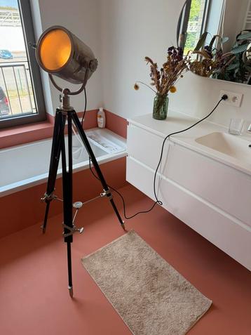 Design Antieke oude theater lamp beschikbaar voor biedingen