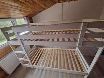 Lot superposés 90x200 beschikbaar voor biedingen