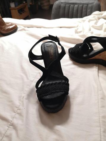 Schoenen maat 36 beschikbaar voor biedingen