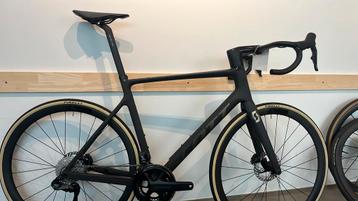 SCOTT ADDICT RC15 promo beschikbaar voor biedingen