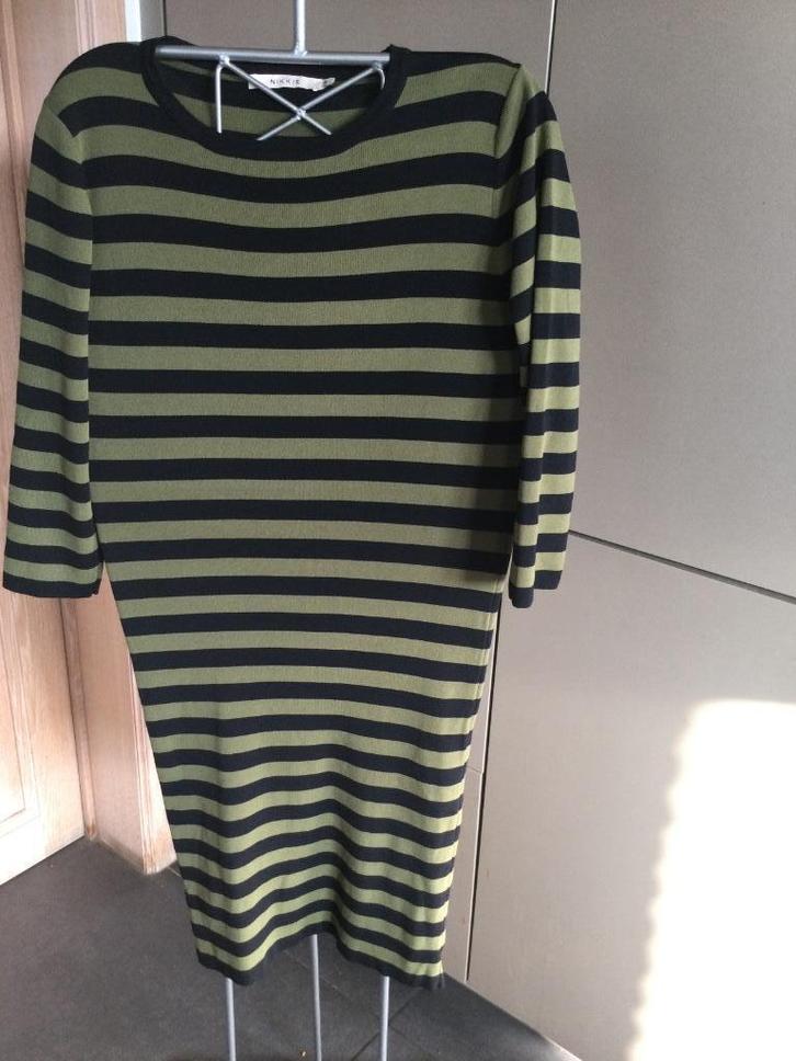 Nikkie jurk groen/zwart gestreept.Verlaagde prijs een koopje, Kleding | Dames, Jurken, Zo goed als nieuw, Maat 38/40 (M), Groen
