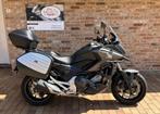 Honda NC 750 X DCT, Motoren, 2 cilinders, 745 cc, Bedrijf, ABS