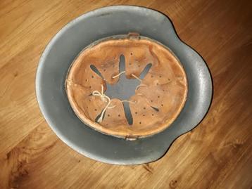 Duitse helm WO 2 ( zonder decals) beschikbaar voor biedingen