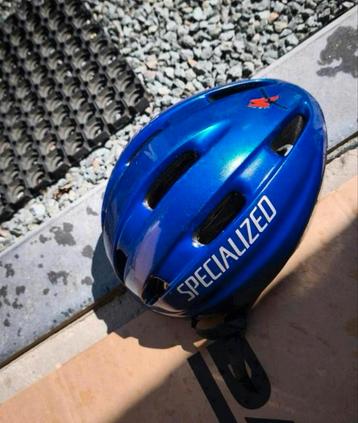Fietshelm van Specialized. beschikbaar voor biedingen
