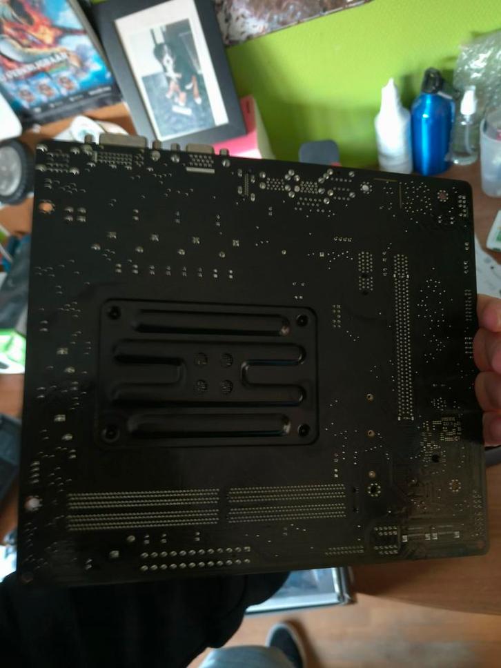 ASRock B450 mini ATX moederbord ryzen 5 2600X cpu 16gb ram, Computers en Software, Moederborden, Ophalen