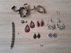 Boucles d'oreilles, bracelets et collier, Hobby & Loisirs créatifs, Enlèvement