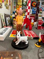 Grande statue de Tintin et Bobbie, Comme neuf, Tintin, Statue ou Figurine, Enlèvement ou Envoi