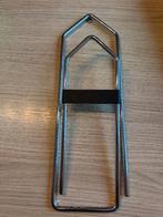 Paperclip om krant aan de muur op te bergen, Enlèvement, Neuf