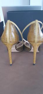 Schoenen maat 38, Kleding | Dames, Schoenen, Pumps, Massimo Dutti, Nieuw, Ophalen of Verzenden