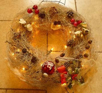 Couronne de Noël avec lumières