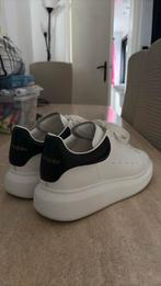 Alexander McQueen sneakers size 42, Kleding | Heren, Schoenen, Ophalen, Zo goed als nieuw