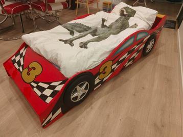 Kinderbed  raceauto slaapbed kind beschikbaar voor biedingen