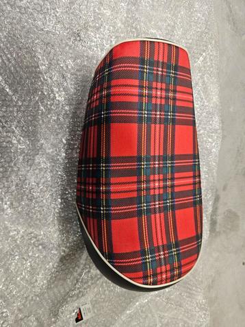 Monkey Zadel  beschikbaar voor biedingen