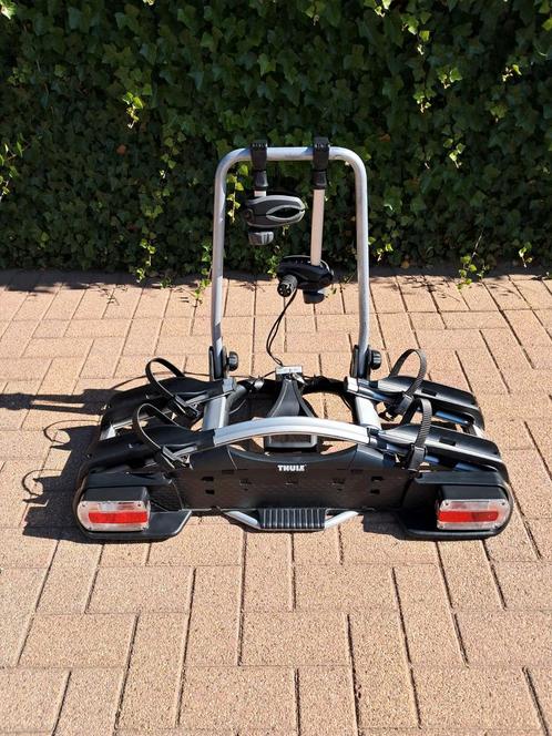 Thule ew921 geschikt voor 2 fietsen van 24kg., Auto diversen, Fietsendragers, Zo goed als nieuw, Trekhaakdrager, 2 fietsen, Brede banden