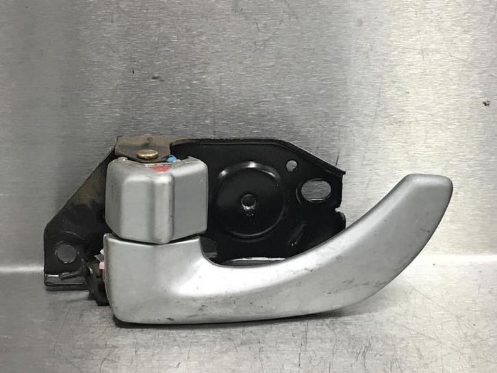 PORTIERGREEP BUITEN LINKS ACHTER Hyundai Terracan, Auto-onderdelen, Carrosserie, Hyundai, Achter, Links, Gebruikt