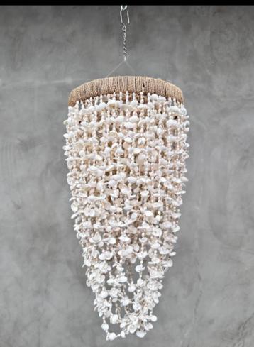 lampe suspendue Seashells disponible aux enchères