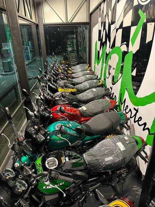 Kawasaki - z900rs (se) alle kleuren op stock - Moto Center M, Motoren, Motoren | Kawasaki, Bedrijf, Naked bike, meer dan 35 kW