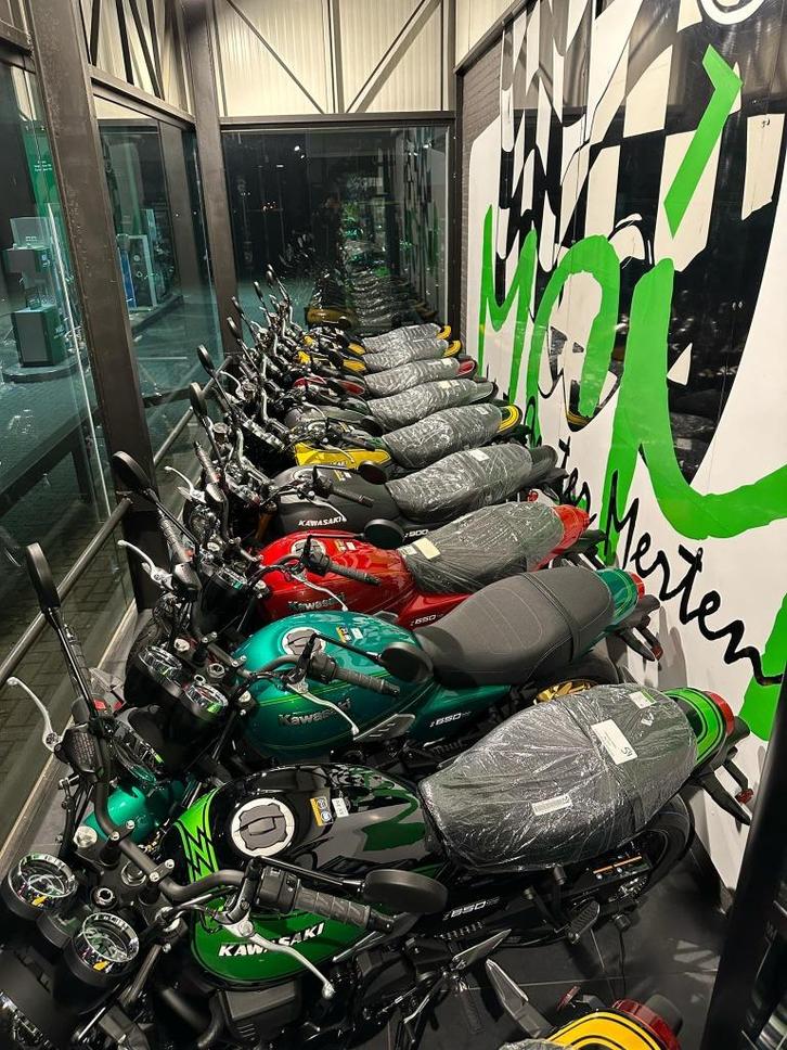 Kawasaki - z900rs (se) alle kleuren op stock - Moto Center M, Motoren, Motoren | Kawasaki, Bedrijf, Naked bike, meer dan 35 kW
