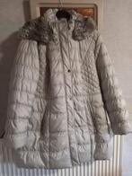 Mooie lichtgrijze  damesvest maat 46, Kleding | Dames, Jassen | Winter, Ophalen of Verzenden, Zo goed als nieuw, Maat 46/48 (XL) of groter