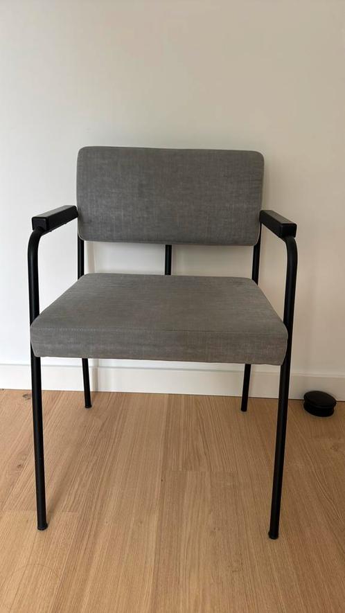 Set van 4 FEST stoelen, Huis en Inrichting, Stoelen, Gebruikt, Vier, Stof, Grijs, Ophalen
