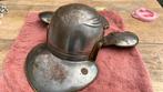 Oude militaire Helmond ijzer heel oud, Antiquités & Art, Antiquités | Bronze & Cuivre, Enlèvement ou Envoi