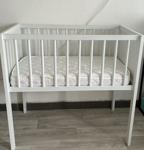 Baby bedje, Kinderen en Baby's, Babywiegjes en Ledikanten, Gebruikt, Ledikant, Ophalen