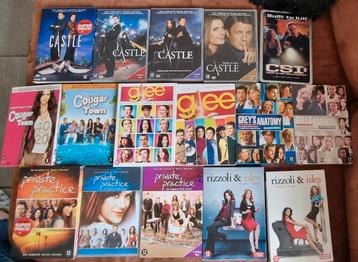 Dvd boxen van o.a. Grey's Anatomy, Castle, Glee, CSI etc.. beschikbaar voor biedingen