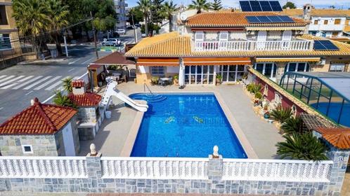 Half-vrijstaande villa met zwembad en garage/strand CaboRoig, Immo, Buitenland, Spanje, Woonhuis, Overige