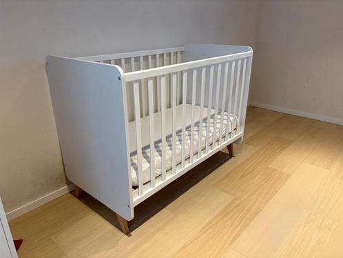 Quax ledikant “loft” incl. Matras en 3 beschermers, Kinderen en Baby's, Babywiegjes en Ledikanten, Zo goed als nieuw, Ledikant