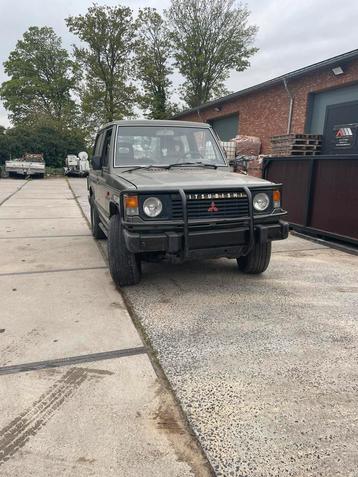 Mitsubishi pajero beschikbaar voor biedingen