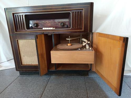 Vintage BE Siera Radio Meubel model SA8041A - circa 1955, Antiek en Kunst, Antiek | Tv's en Audio, Ophalen