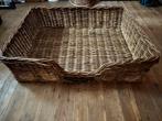 Rieten hondenmand, Dieren en Toebehoren, Hondenmanden, Ophalen, Zo goed als nieuw