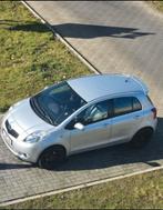 Toyota Yaris 1.3 benzine - 2007 - 113.000 km, Auto's, Bedrijf, Onderhoudsboekje, Te koop, Benzine