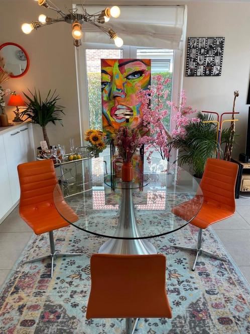 Luxe design glazen tafel met stoelen, Hobby en Vrije tijd, Feestartikelen | Verhuur, Zo goed als nieuw, Ophalen of Verzenden