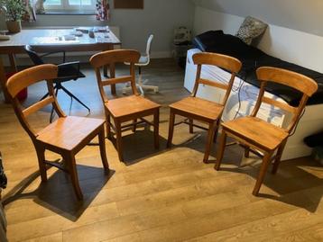 4 vintage Scandinavische mooie stoelen in natuurhout, Huis en Inrichting, Stoelen, Ophalen, Gebruikt, Bruin, Scandinavische vintage stijl