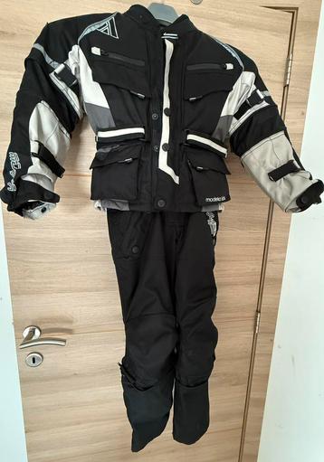 Motorkledij verstelbaar voor kinderen vanaf 8jaar beschikbaar voor biedingen