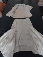 Superbe ensemble de cérémonie en lin avec galons de soie, Vêtements | Femmes, Taille 38/40 (M), Beige, Robe de cocktail, Comme neuf