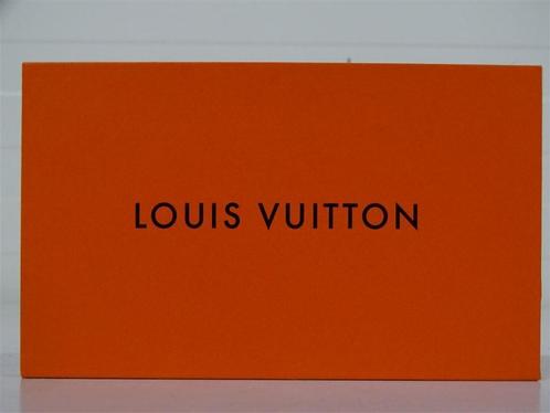 A5455 iPhone hoesjes 2 stuks Louis Vuitton imitatie, Telecommunicatie, Mobiele telefoons | Hoesjes en Screenprotectors | Apple iPhone