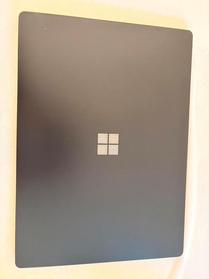 Microsoft Surface Laptop – stijlvol, licht & snel, Informatique & Logiciels, Ordinateurs portables Windows, Comme neuf, 15 pouces