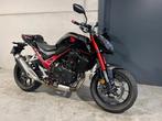 Honda CB750 Hornet met Quikshifter (bj 2023), Motoren, Motoren | Honda, 750 cc, Bedrijf, Meer dan 35 kW, Overig