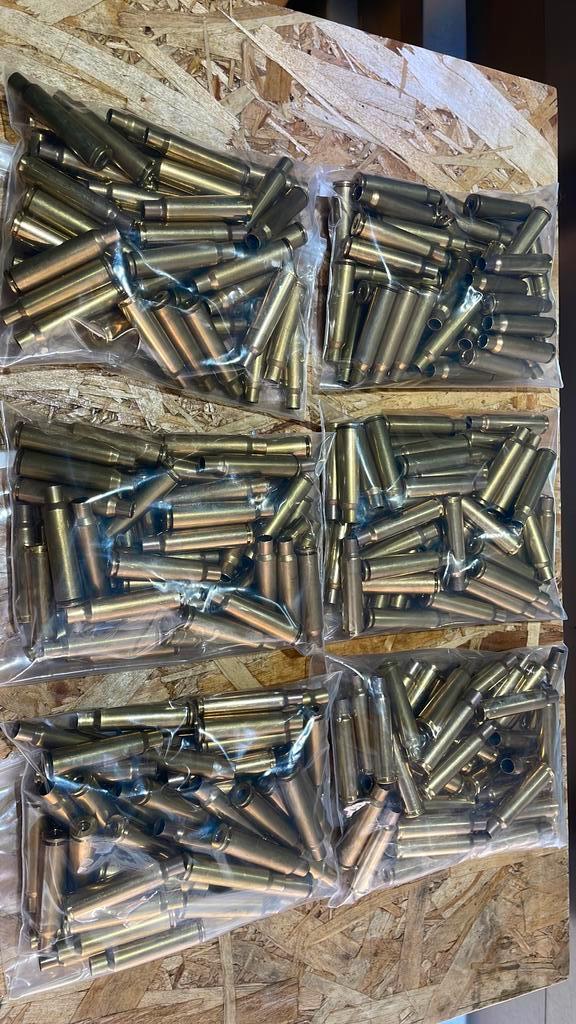 Étuis suisses 7,5 x 55, Sports & Fitness, Accessoires de sport de tir, Enlèvement