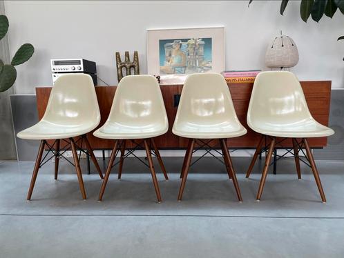Vintage set Eames DSW - Herman Miller, Huis en Inrichting, Stoelen, Zo goed als nieuw, Ophalen