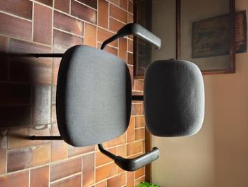 Stoelen Bureau beschikbaar voor biedingen
