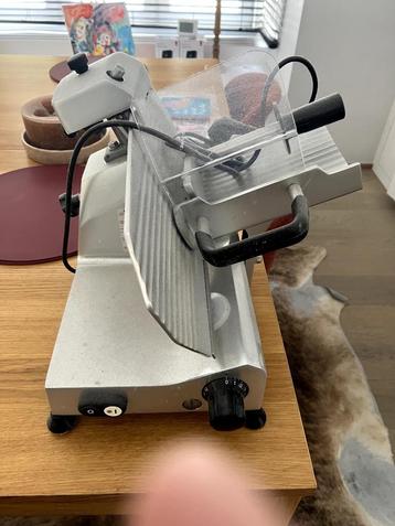 Huishoudelijke snijmachine, S220AF model beschikbaar voor biedingen