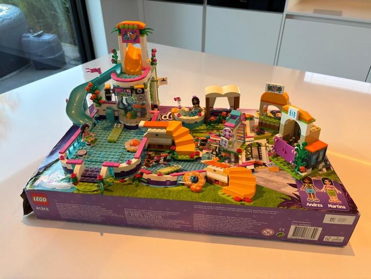 LEGO Friends (41313) Heartlake City zwembad, Kinderen en Baby's, Speelgoed | Duplo en Lego, Zo goed als nieuw, Lego, Complete set